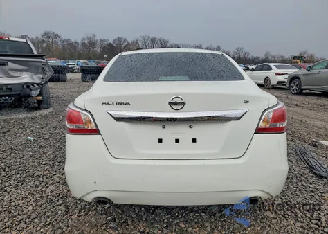 2015 Nissan Altima 2.5 from USA, damaged, VIN 1N4AL3AP2FN387595